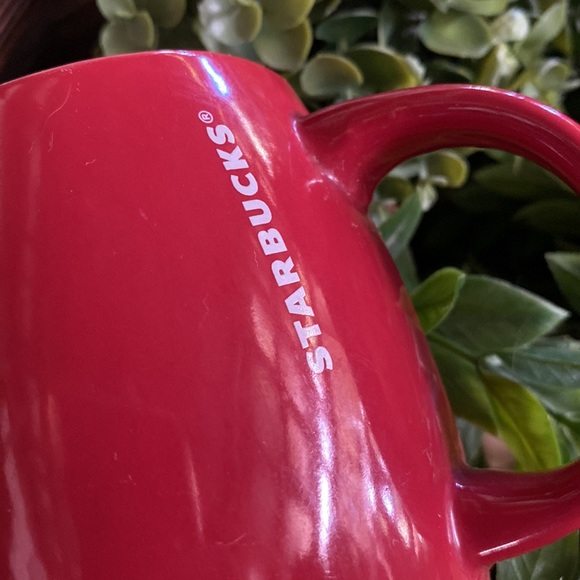 Starbucks Coffee Red Handled 14oz Mug with White Starbucks Written Branding - Picture 7 of 16